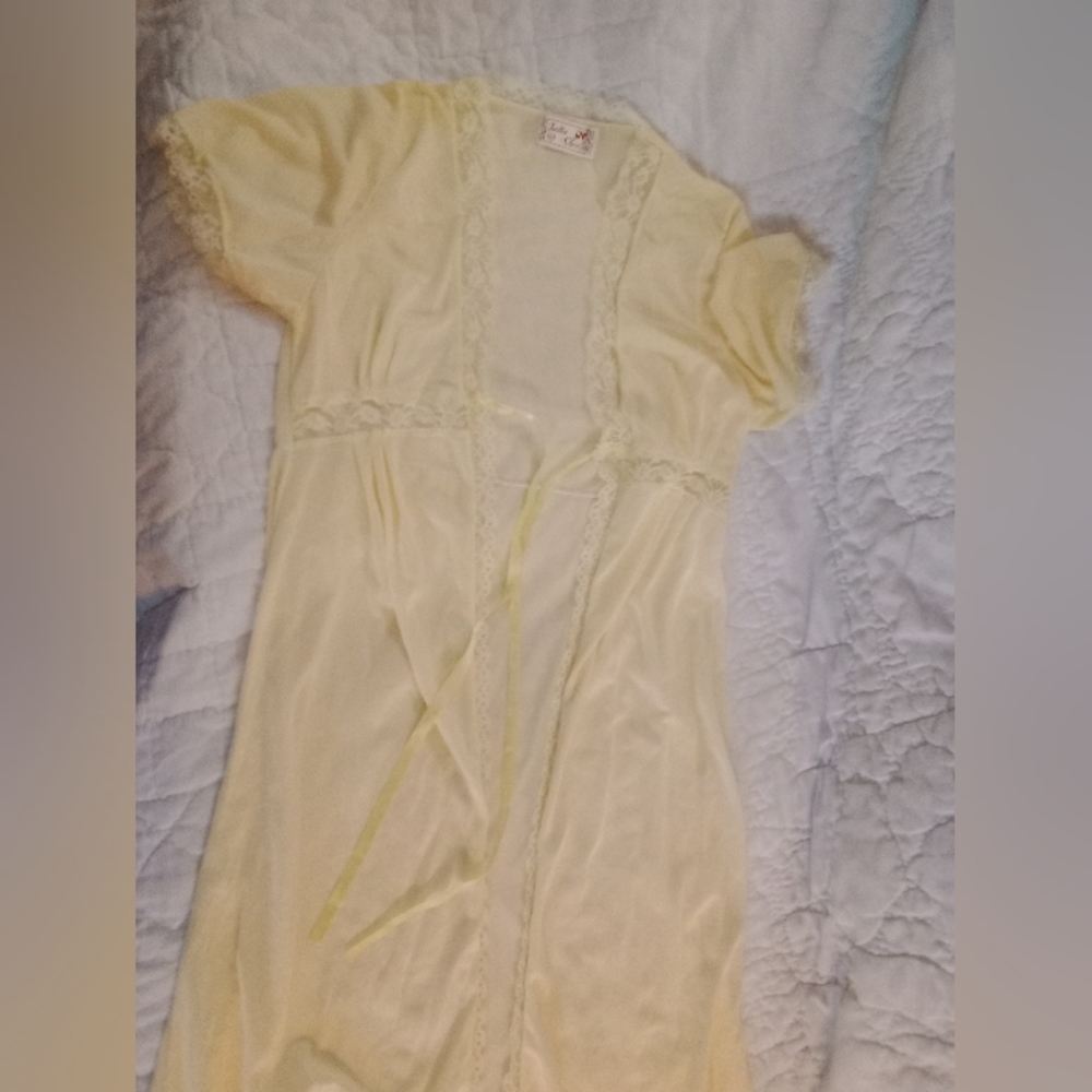 Vintage Justin Charles Boutique Design Yellow Silky Thin Lace Lingerie Robe Smal